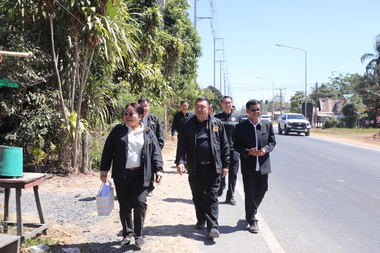 title - “ส.ป.ก. ไม่ทิ้งใครไว้ข้างหลัง” เลขาฯ สั่งลุย ศูนย์เคลื่อนที่ เร่งช่วยเกษตรกรในเขตปฏิรูปที่ดินในพื้นที่เสี่ยงภัย